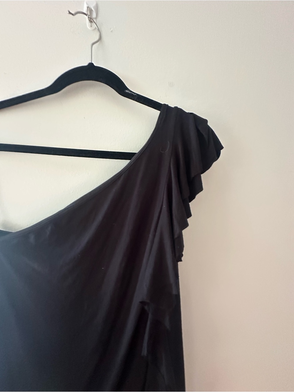 Express Black One-Shoulder Ruffle Dress - Picture 3 of 7
